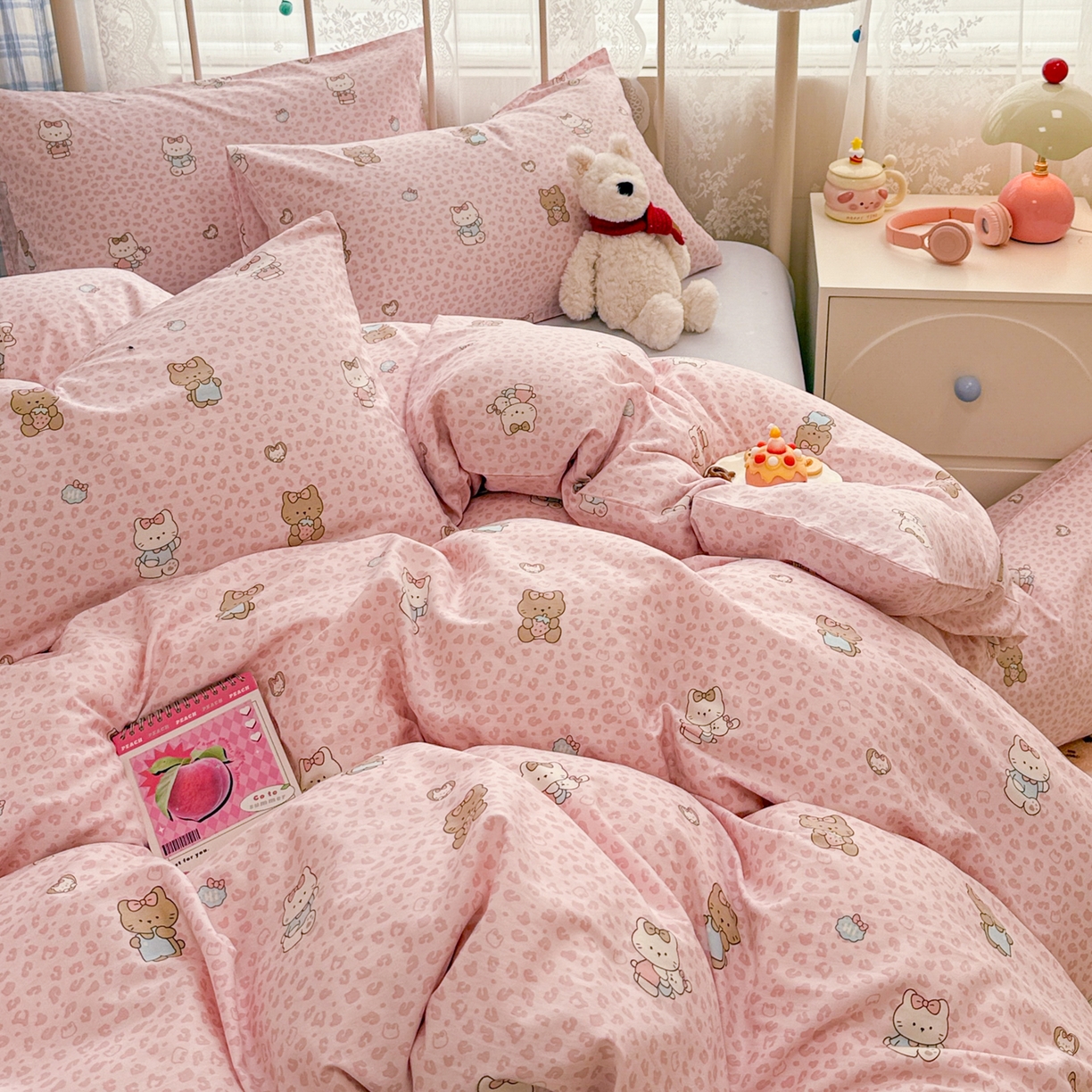 91家纺网 家纺一手货源 找家纺 简宜家居（朝初家纺） 2025新款12868全棉兔与花笺系列四件套 豹纹-粉