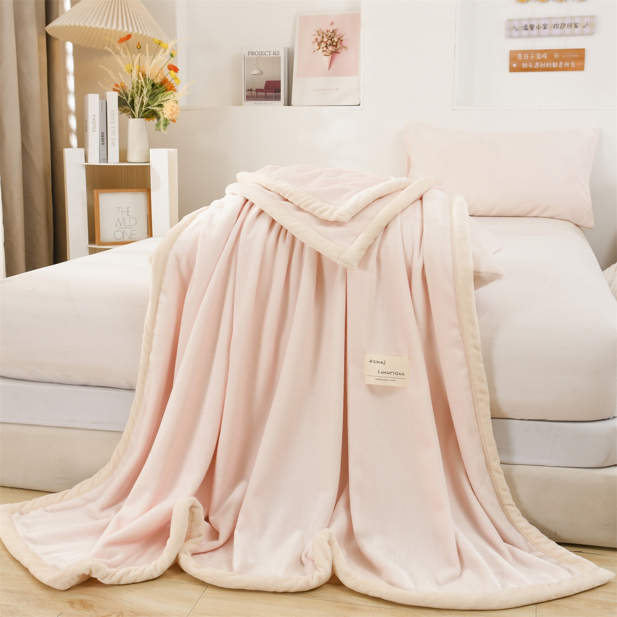 91家纺网 家纺一手货源 找家纺 恋绒家纺 2025新款双面绒多功能休闲毛毯盖毯毯子 浅粉