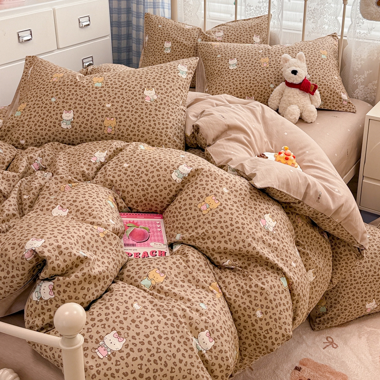 91家纺网 家纺一手货源 找家纺 简宜家居（朝初家纺） 2025新款12868全棉兔与花笺系列四件套 豹纹-咖