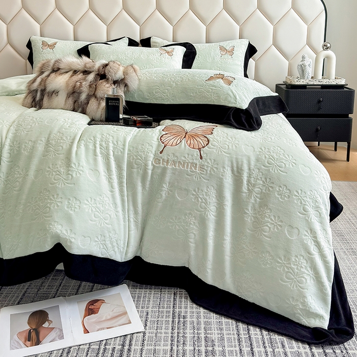 91家纺网 家纺一手货源 找家纺 （总）女子家纺 2025新款雕花牛奶绒绣花四件套