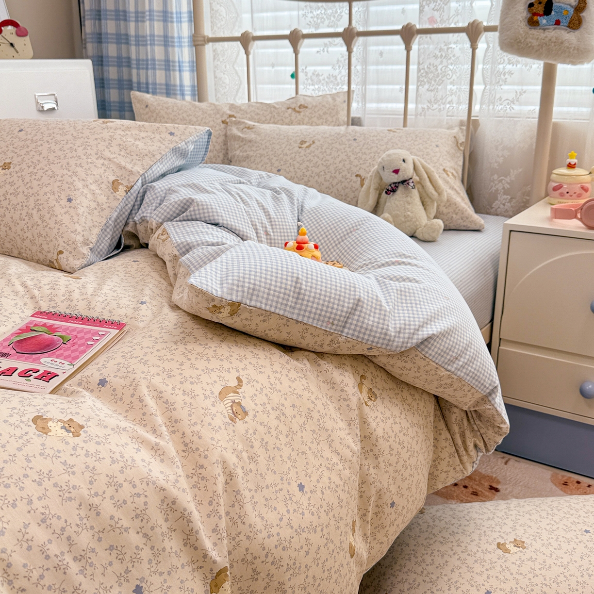 91家纺网 家纺一手货源 找家纺 简宜家居（朝初家纺） 2025新款12868全棉兔与花笺系列四件套 蓝花兔