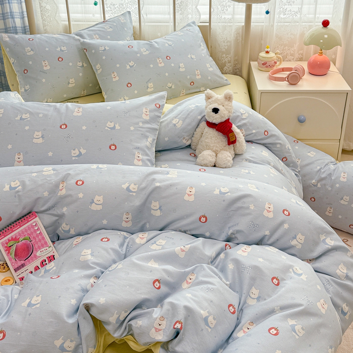 91家纺网 家纺一手货源 找家纺 简宜家居（朝初家纺） 2025新款12868全棉兔与花笺系列四件套 奶蓝熊语