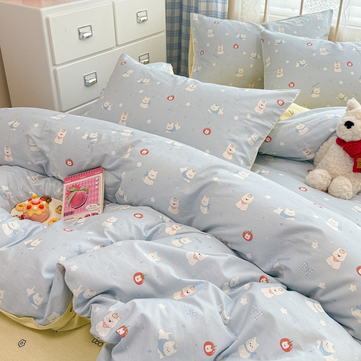 91家纺网 家纺一手货源 找家纺 简宜家居（朝初家纺） 2025新款12868全棉兔与花笺系列四件套 奶蓝熊语