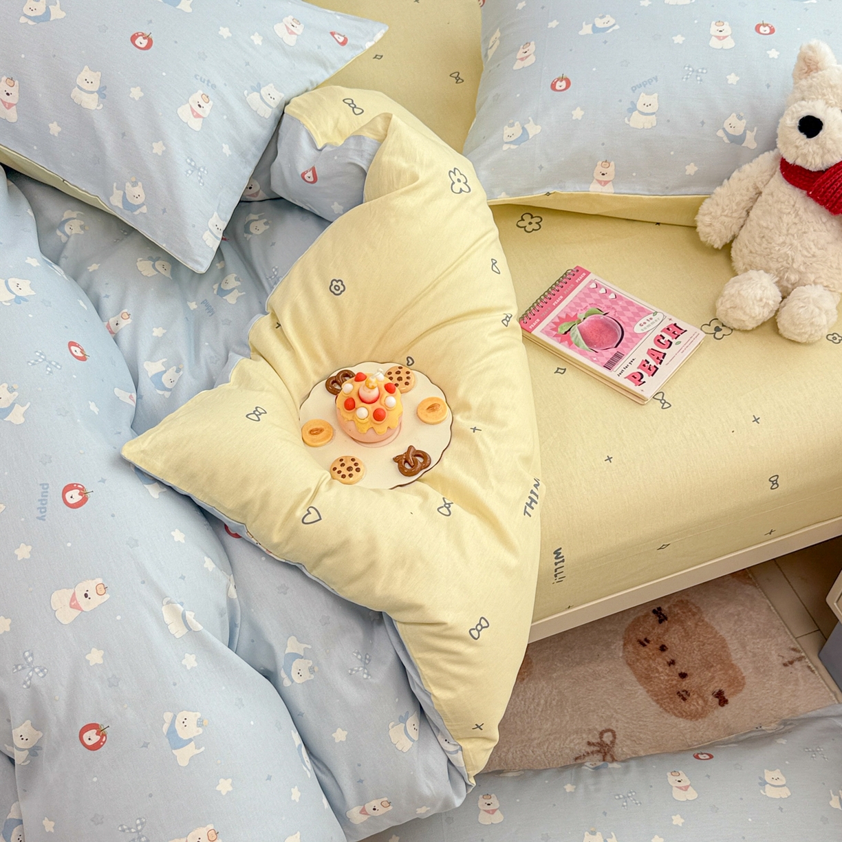 91家纺网 家纺一手货源 找家纺 简宜家居（朝初家纺） 2025新款12868全棉兔与花笺系列四件套 奶蓝熊语