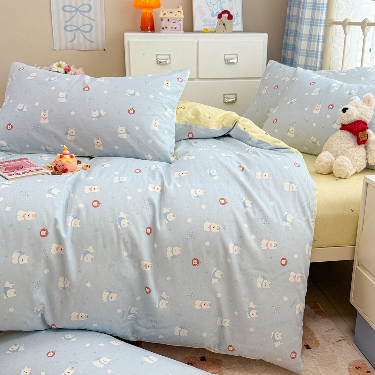 91家纺网 家纺一手货源 找家纺 简宜家居（朝初家纺） 2025新款12868全棉兔与花笺系列四件套 奶蓝熊语