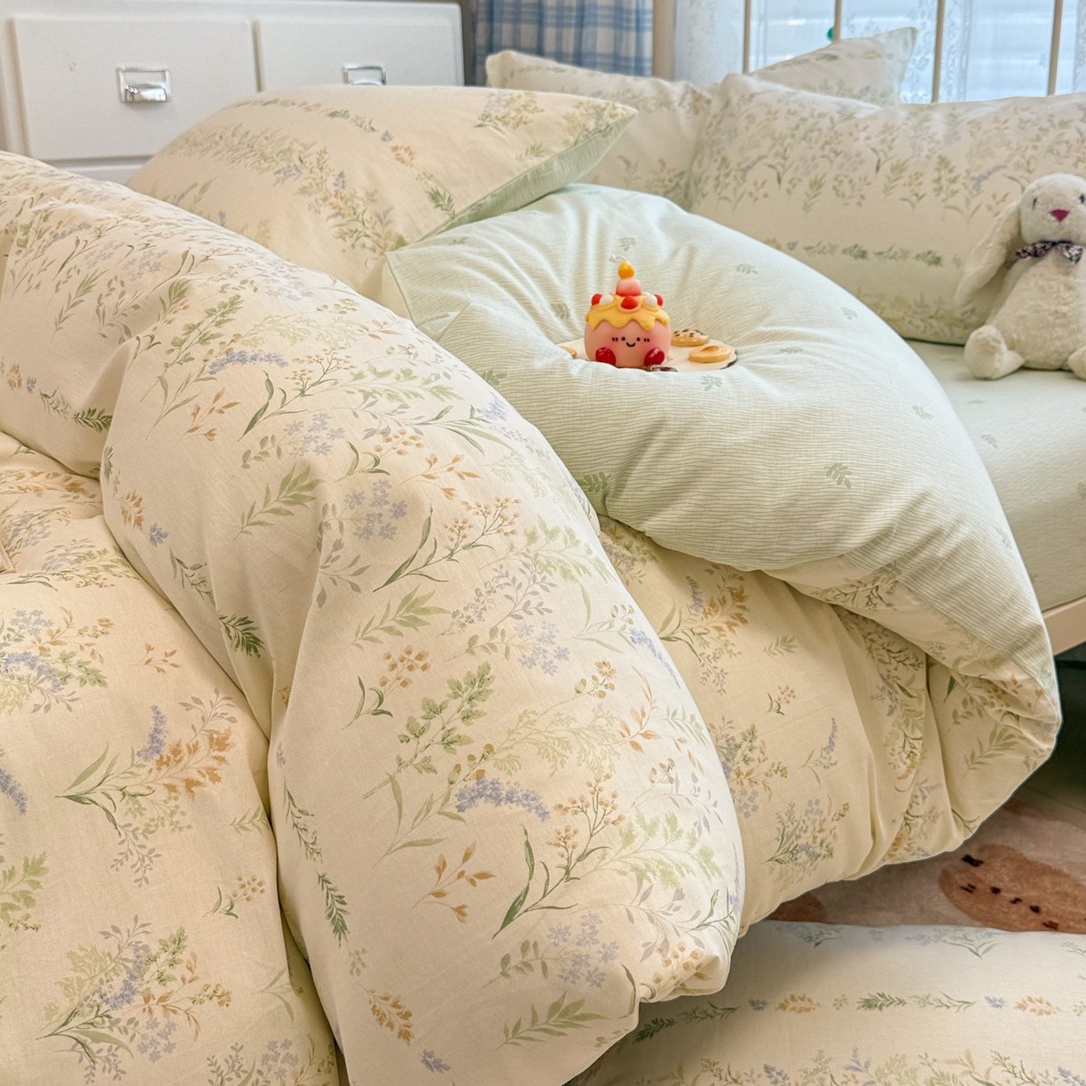 简宜家居（朝初家纺） 2025新款12868全棉兔与花笺系列四件套 原野草木
