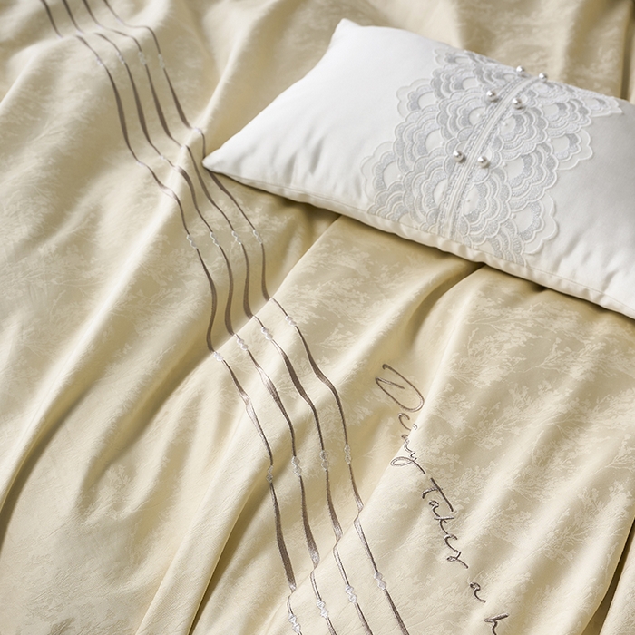 91家纺网 家纺一手货源 找家纺 （总）诗黛尔 2025秋冬新款长绒棉提花绣花洛可可系列四件套