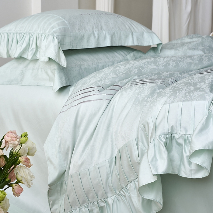 91家纺网 家纺一手货源 找家纺 诗黛尔 2025秋冬新款长绒棉提花绣花洛可可系列四件套 洛可可玛卡蓝