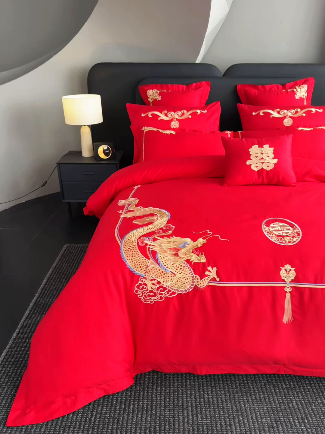 91家纺网 家纺一手货源 找家纺 娇伊诗婚庆   新款刺绣工艺全棉婚庆四件套系列