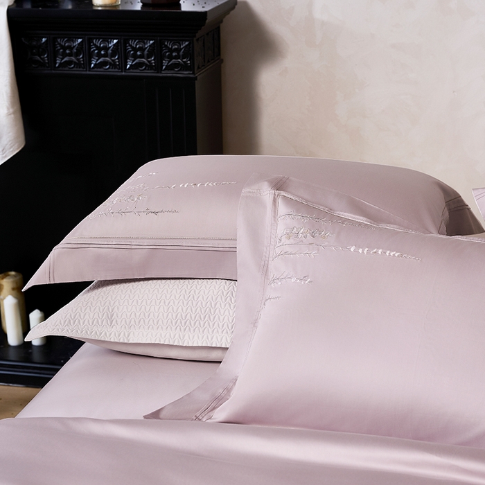 91家纺网 家纺一手货源 找家纺 （总）诗黛尔 2025秋冬新款长绒棉绣花漫枝系列四件套