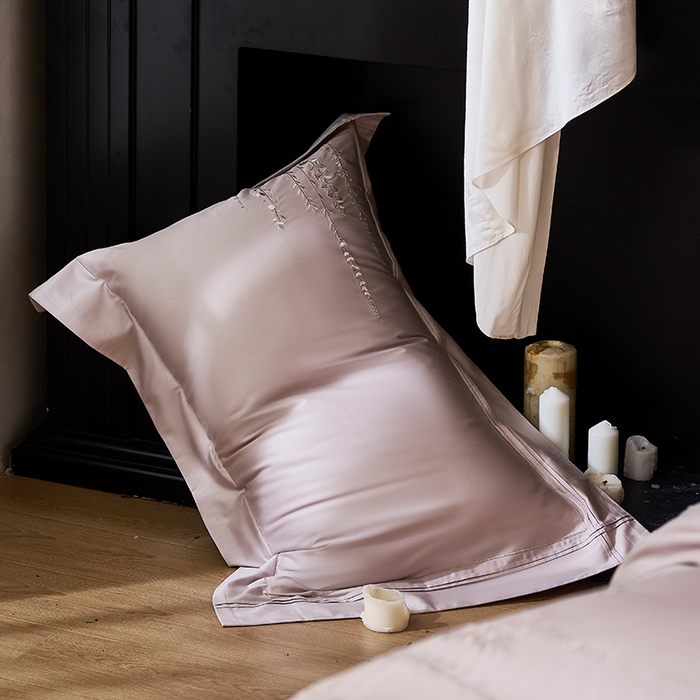 91家纺网 家纺一手货源 找家纺 （总）诗黛尔 2025秋冬新款长绒棉绣花漫枝系列四件套