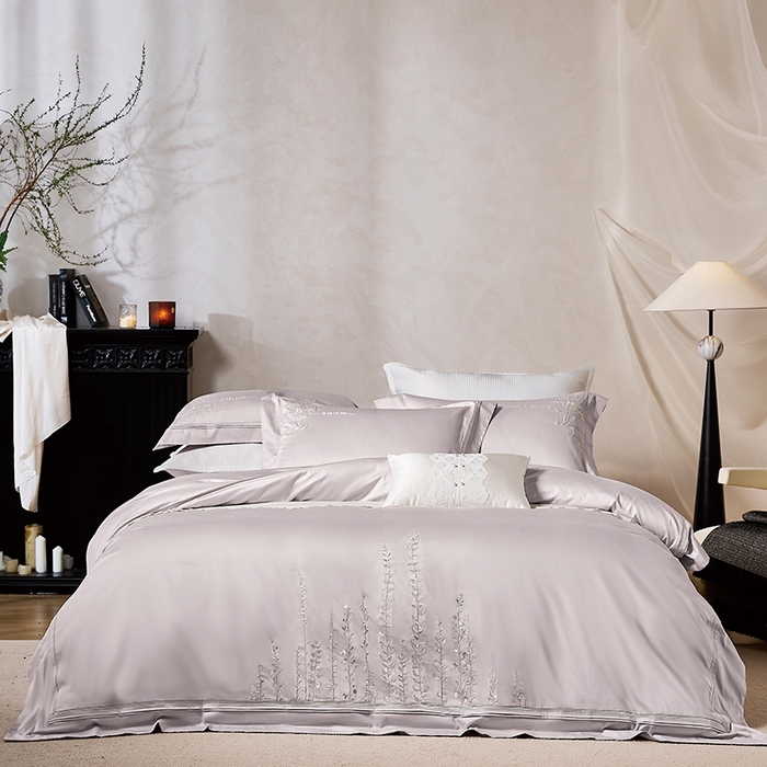 91家纺网 家纺一手货源 找家纺 （总）诗黛尔 2025秋冬新款长绒棉绣花漫枝系列四件套