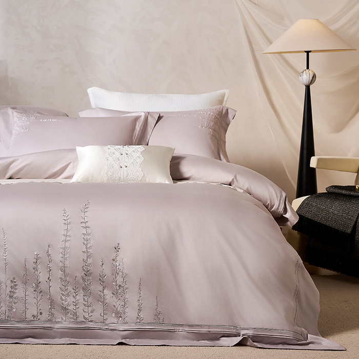 91家纺网 家纺一手货源 找家纺 （总）诗黛尔 2025秋冬新款长绒棉绣花漫枝系列四件套