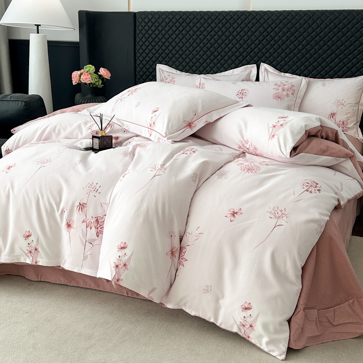 91家纺网 家纺一手货源 找家纺 幸嘉轩 2025新款全棉纯棉喷气加厚磨毛四件套-系列五墨鱼花茶