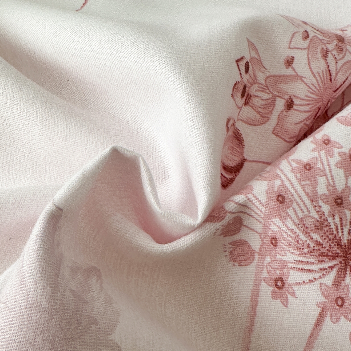 91家纺网 家纺一手货源 找家纺 幸嘉轩 2025新款全棉纯棉喷气加厚磨毛四件套-系列五墨鱼花茶