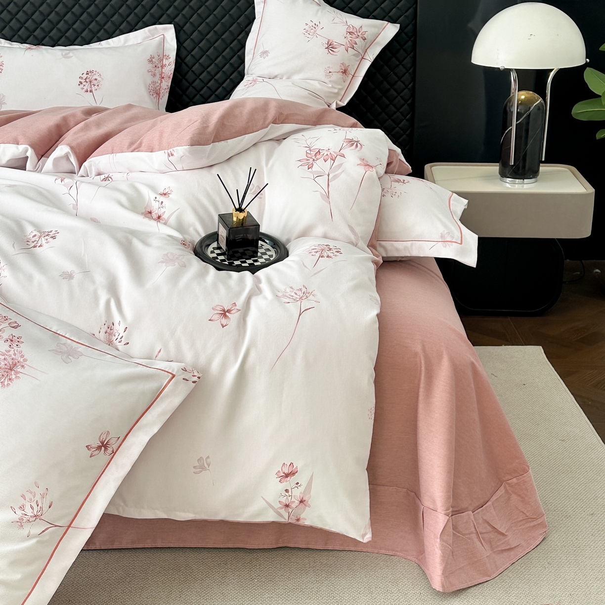 91家纺网 家纺一手货源 找家纺 幸嘉轩 2025新款全棉纯棉喷气加厚磨毛四件套-系列五墨鱼花茶