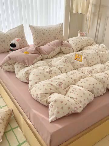 91家纺网 家纺一手货源 找家纺 竹合家纺 2026新款春款A类古法水洗仿棉云感棉小布袋四件套蝴蝶结花环