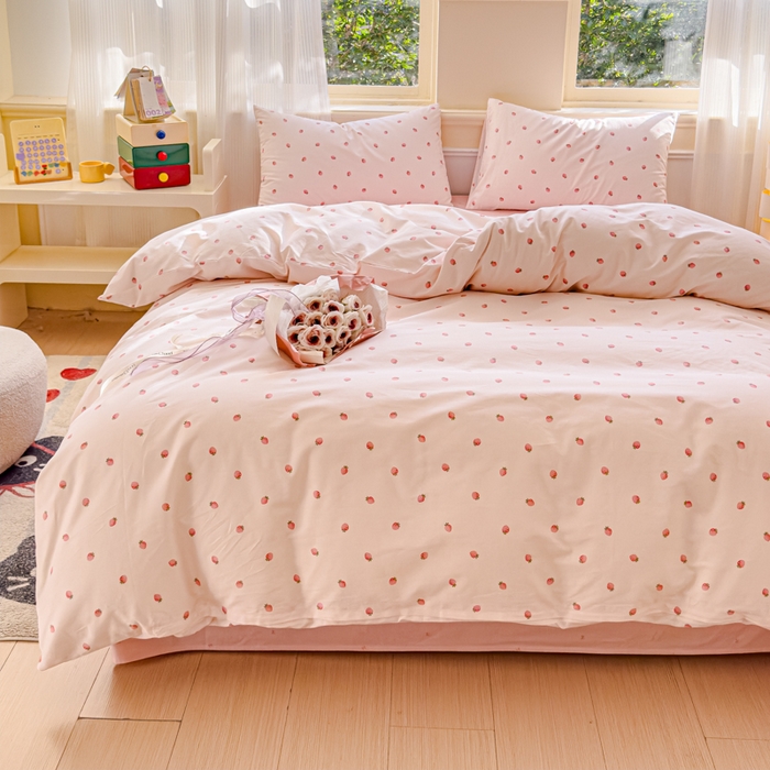 91家纺网 家纺一手货源 找家纺 感遇家纺 2026新款全棉纯棉印花13372四件套 草莓小园