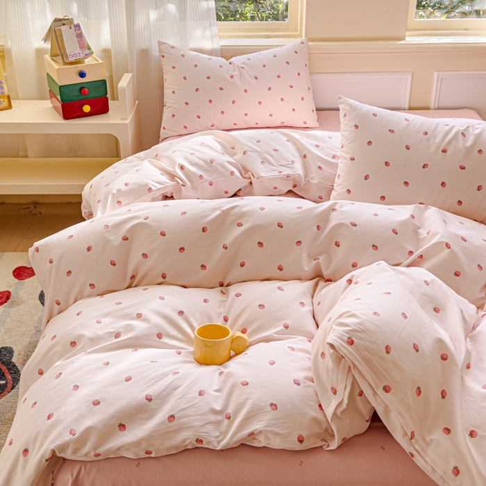 91家纺网 家纺一手货源 找家纺 感遇家纺 2026新款全棉纯棉印花13372四件套 草莓小园