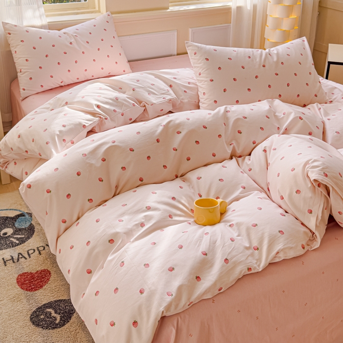 91家纺网 家纺一手货源 找家纺 感遇家纺 2026新款全棉纯棉印花13372四件套 草莓小园