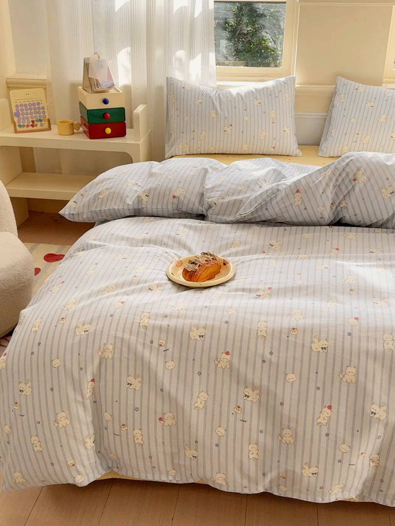 91家纺网 家纺一手货源 找家纺 感遇家纺 2026新款全棉纯棉印花13372四件套 蓝小猫