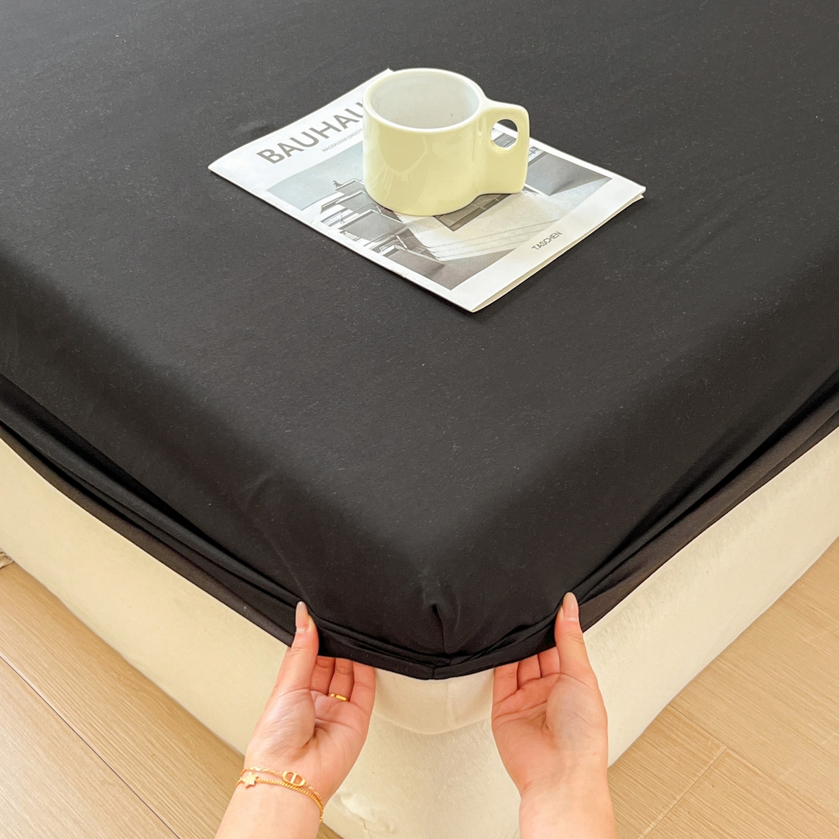 91家纺网 家纺一手货源 找家纺 卡诗兰 2025新款外贸跨境电商亚马逊速卖通单床笠三件套欧美尺寸多多跨境平台TEMU SHEIN 墨黑