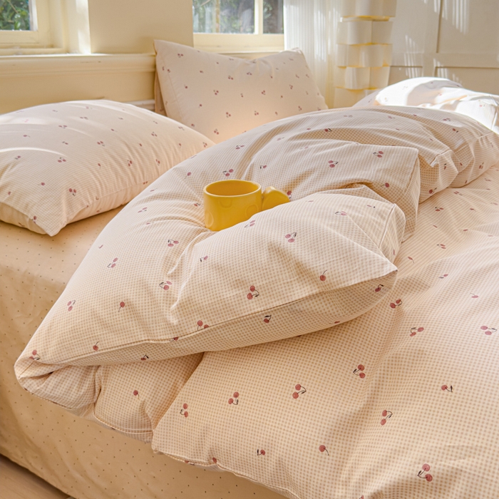 91家纺网 家纺一手货源 找家纺 感遇家纺 2026新款全棉纯棉印花13372四件套 樱桃之夏