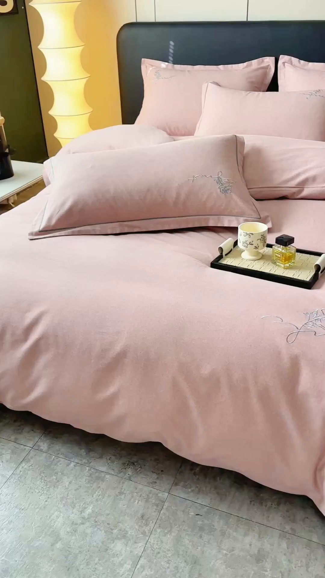 91家纺网 家纺一手货源 找家纺 三沁家居 2025新款全棉磨毛刺绣四件套-玫瑰物语 玫瑰物语-豆沙