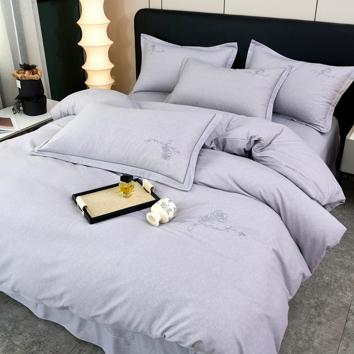 91家纺网 家纺一手货源 找家纺 三沁家居 2025新款全棉磨毛刺绣四件套-玫瑰物语 玫瑰物语-灰紫