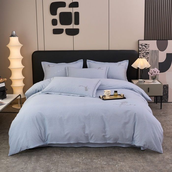 91家纺网 家纺一手货源 找家纺 三沁家居 2025新款全棉磨毛刺绣四件套-玫瑰物语 玫瑰物语-蓝灰