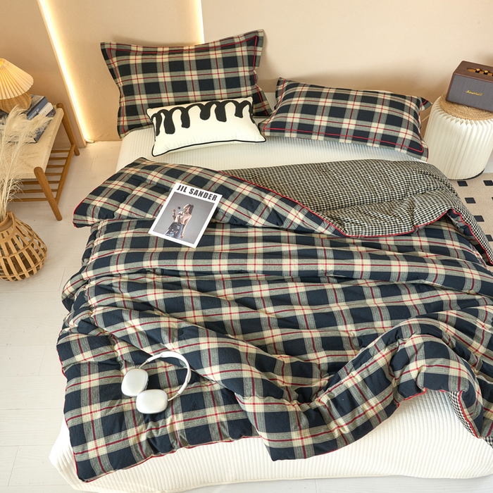 91家纺网 家纺一手货源 找家纺 三沁家居 2025新款全棉色织水洗棉大豆被冬被被子被芯 格调雅韵灰