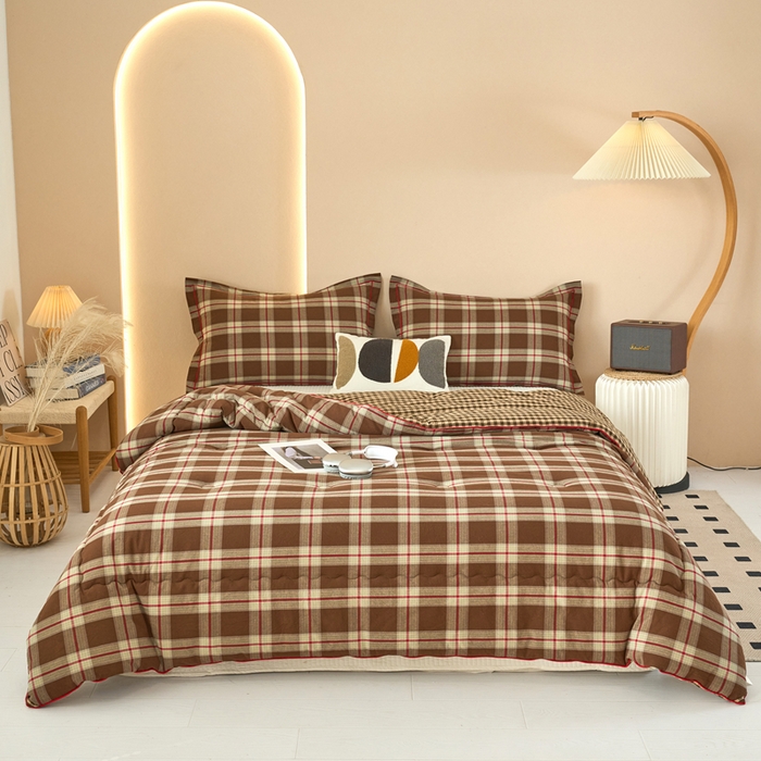 91家纺网 家纺一手货源 找家纺 三沁家居 2025新款全棉色织水洗棉大豆被冬被被子被芯 格调雅韵咖