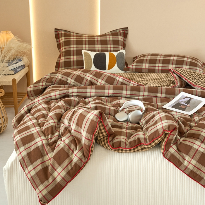 91家纺网 家纺一手货源 找家纺 三沁家居 2025新款全棉色织水洗棉大豆被冬被被子被芯 格调雅韵咖