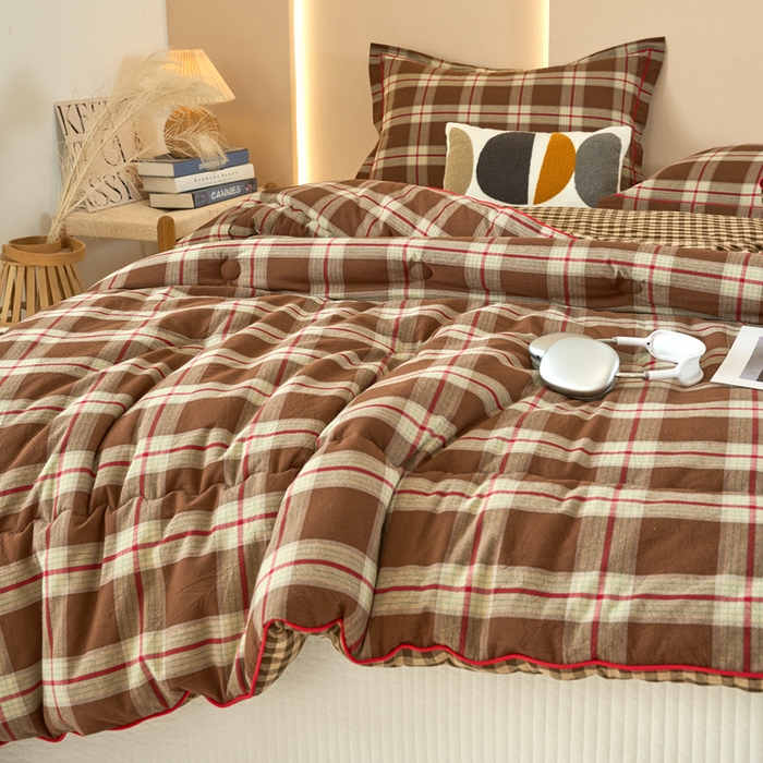 91家纺网 家纺一手货源 找家纺 三沁家居 2025新款全棉色织水洗棉大豆被冬被被子被芯 格调雅韵咖