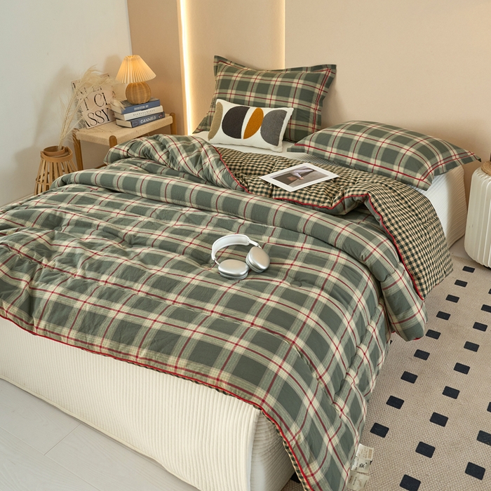 91家纺网 家纺一手货源 找家纺 三沁家居 2025新款全棉色织水洗棉大豆被冬被被子被芯 格调雅韵绿