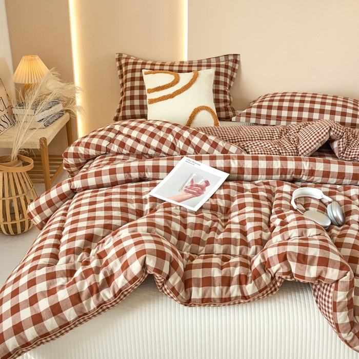 91家纺网 家纺一手货源 找家纺 三沁家居 2025新款全棉色织水洗棉大豆被冬被被子被芯 咖中格