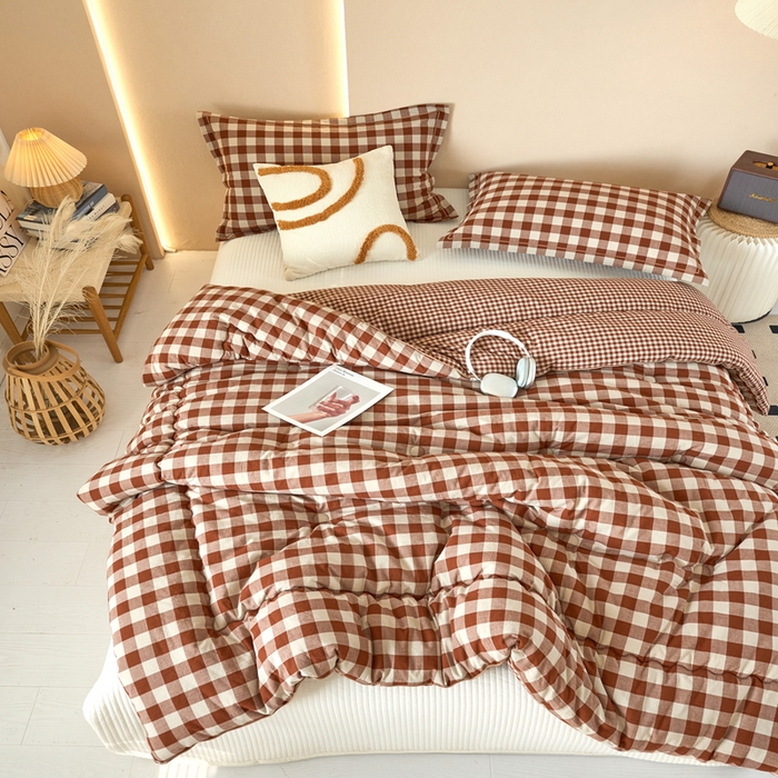 91家纺网 家纺一手货源 找家纺 三沁家居 2025新款全棉色织水洗棉大豆被冬被被子被芯 咖中格