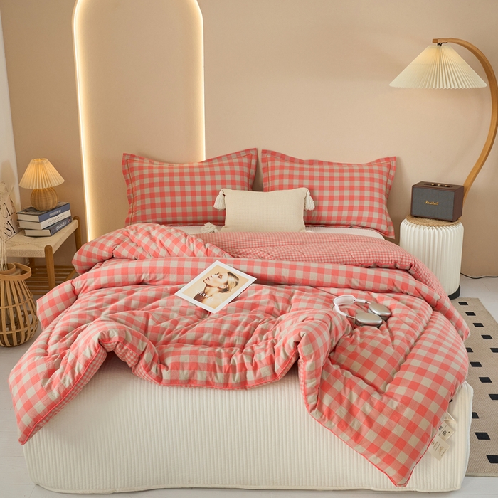 91家纺网 家纺一手货源 找家纺 三沁家居 2025新款全棉色织水洗棉大豆被冬被被子被芯 专粉中格