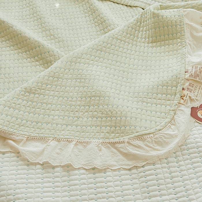 91家纺网 家纺一手货源 找家纺 源舜家纺 2026新款天丝棉麻莱赛尔莫代尔天丝棉米粒绣床盖三件套 米粒-绿