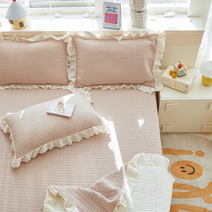 91家纺网 家纺一手货源 找家纺 源舜家纺 2026新款天丝棉麻莱赛尔莫代尔天丝棉米粒绣床盖三件套 米粒-豆沙