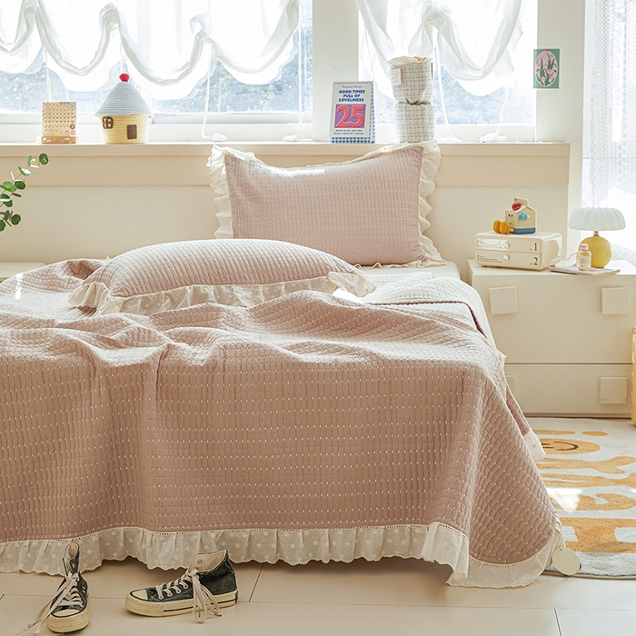 91家纺网 家纺一手货源 找家纺 源舜家纺 2026新款天丝棉麻莱赛尔莫代尔天丝棉米粒绣床盖三件套 米粒-豆沙