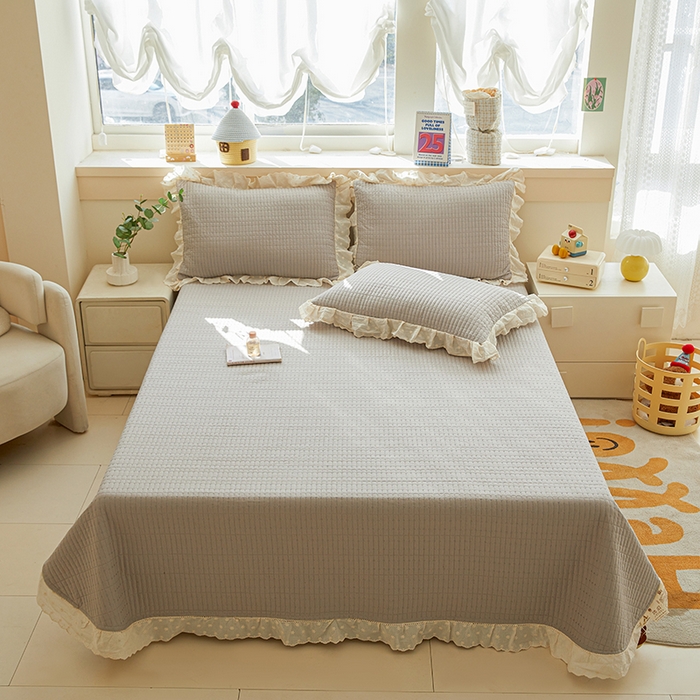 91家纺网 家纺一手货源 找家纺 源舜家纺 2026新款天丝棉麻莱赛尔莫代尔天丝棉米粒绣床盖三件套 米粒-灰