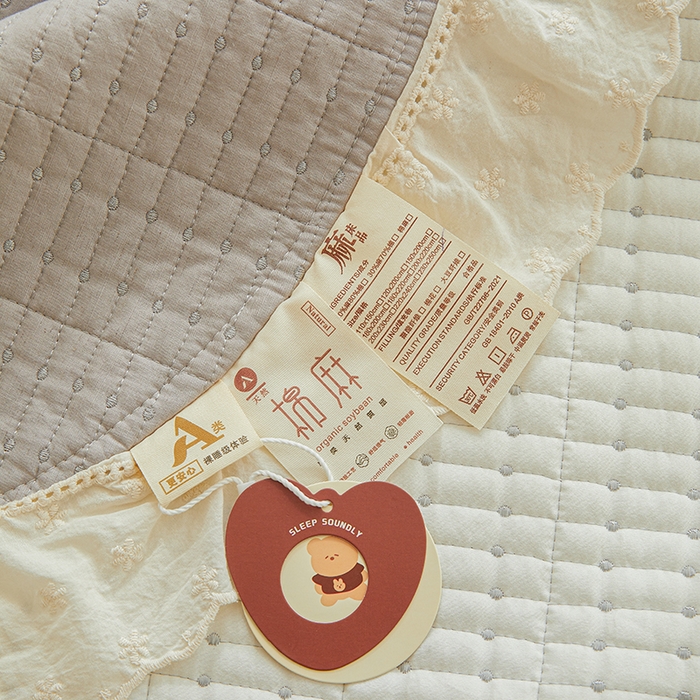 91家纺网 家纺一手货源 找家纺 源舜家纺 2026新款天丝棉麻莱赛尔莫代尔天丝棉米粒绣床盖三件套 米粒-灰