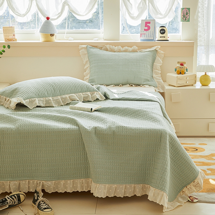 91家纺网 家纺一手货源 找家纺 源舜家纺 2026新款天丝棉麻莱赛尔莫代尔天丝棉米粒绣床盖三件套 米粒-蓝