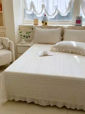 91家纺网 家纺一手货源 找家纺 源舜家纺 2026新款天丝棉麻莱赛尔莫代尔天丝棉米粒绣床盖三件套 米粒-米