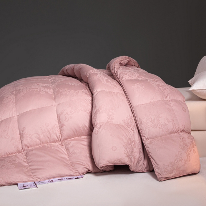 91家纺网 家纺一手货源 找家纺 顺发床垫 2025新款柔赛丝羽毛被提花保暖被被子被芯 立体提花-豆沙