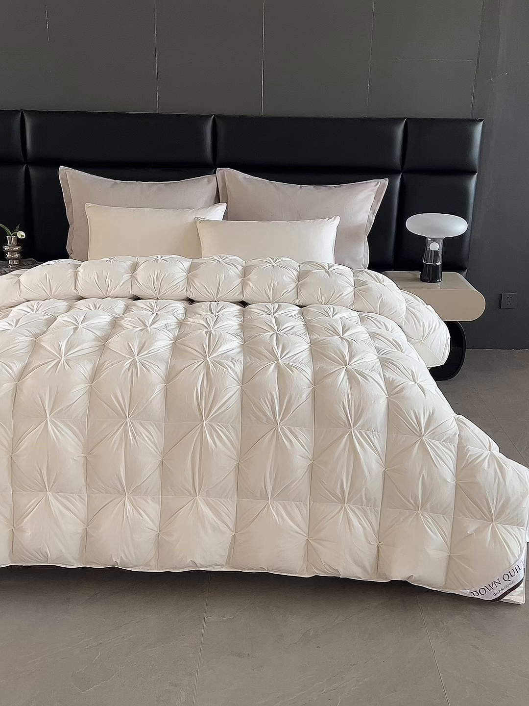 91家纺网 家纺一手货源 找家纺 （总）顺发床垫 2025新款全棉纯棉立体扭花羽毛被加厚被子秋冬春秋被冬被直播供货