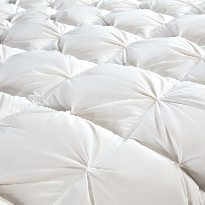 91家纺网 家纺一手货源 找家纺 （总）顺发床垫 2025新款全棉纯棉立体扭花羽毛被加厚被子秋冬春秋被冬被直播供货