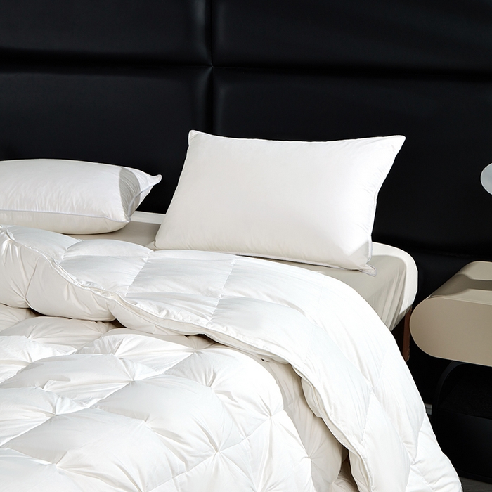 91家纺网 家纺一手货源 找家纺 顺发床垫 2025新款全棉纯棉立体扭花羽毛被加厚被子秋冬春秋被冬被直播供货 立体白色