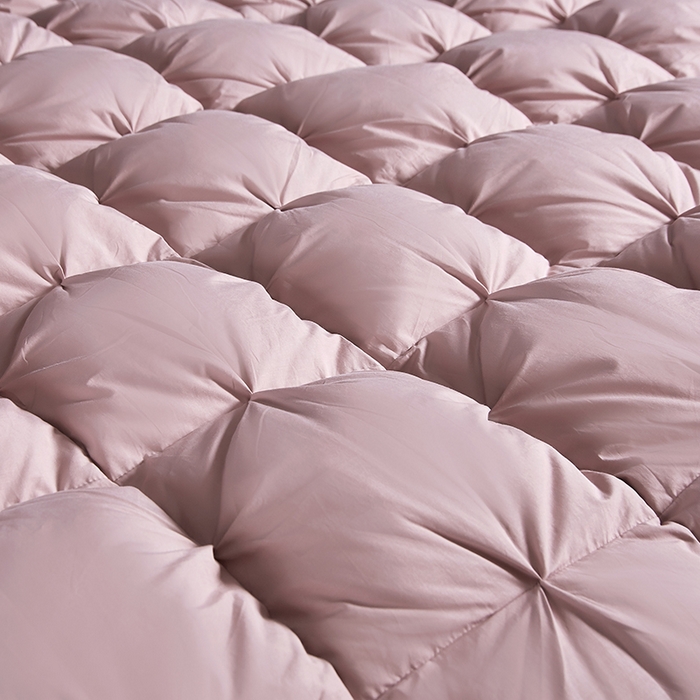 91家纺网 家纺一手货源 找家纺 顺发床垫 2025新款全棉纯棉立体扭花羽毛被加厚被子秋冬春秋被冬被直播供货 立体豆沙